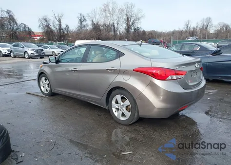 2013 Hyundai Elantra Gls z USA, uszkodzony, nr VIN 5NPDH4AE2DH321008